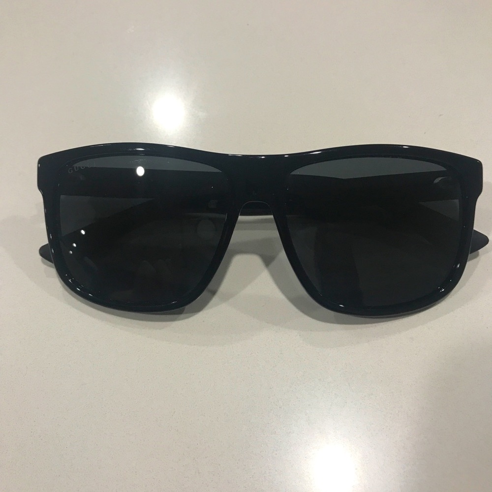 GUCCI sunglasses
